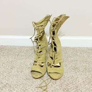 Stylish Olive Green Lace-Up Women's Shoes